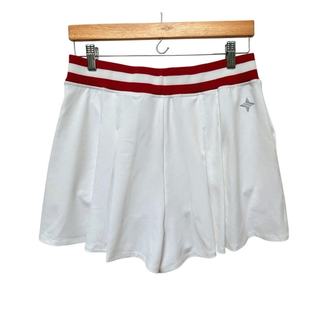 Tuckernuck White Pleated Tennis Skort With Red Waistband Pickleball Women’s Sz M